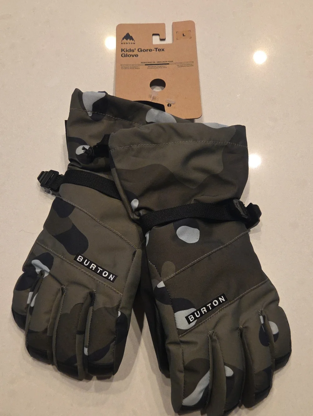 Burton Kids' Camo Ski Gloves in Olive and Black